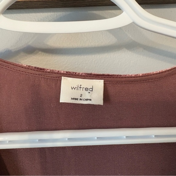 Wilfred Maroon Velvet V-Neck 3/4 length sleeve above the knee length dress - Picture 5 of 7